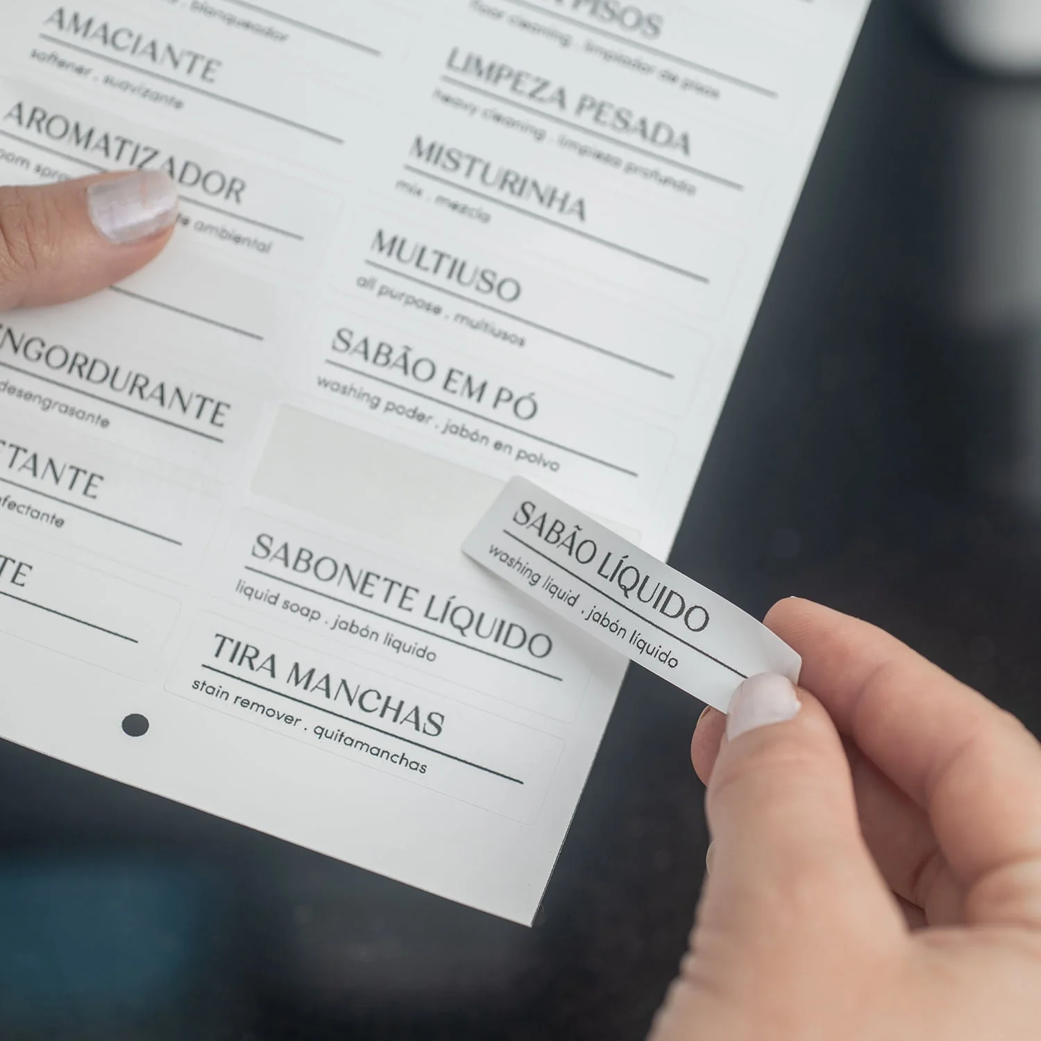 Etiquetas adesivas para lavanderia ou Linha Flow