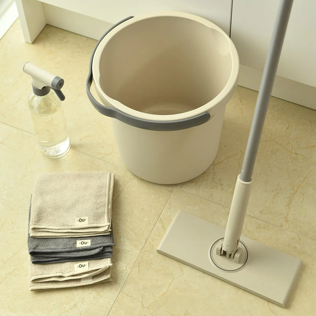 Kit Limpeza Mop, Balde, Panos e Borrifador Ou 6 Peças Linha Flow