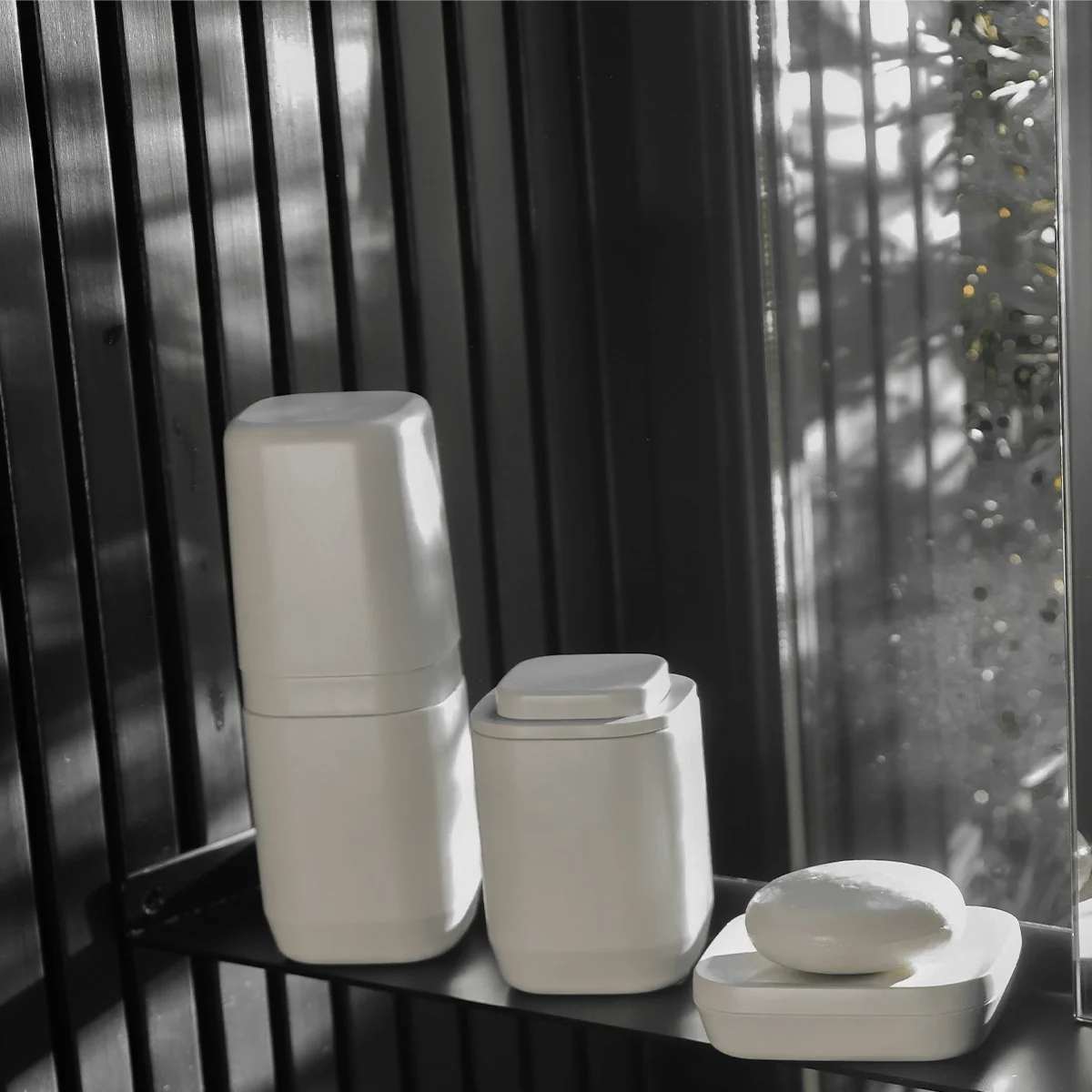 Kit de banheiro Completo com Lixeira de Pedal Ou 6 Unidades Linha Aura