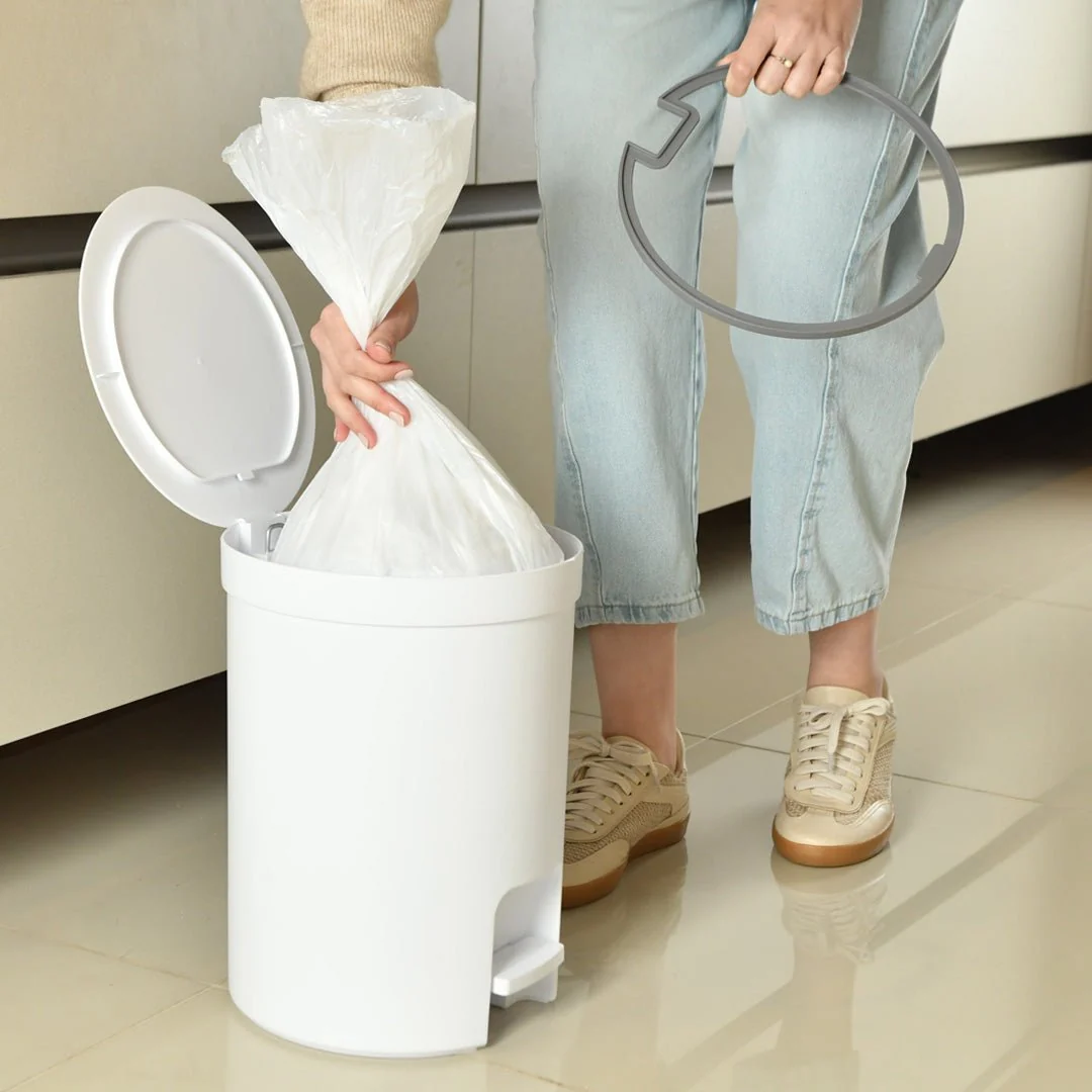 Lixeira 12 Litros Redonda com Pedal Ou Linha Trium